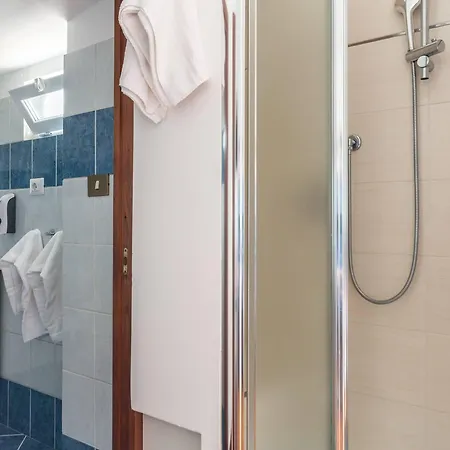 Torripa Group - Prati ゲストハウス